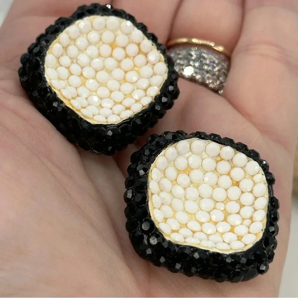 Vintage Richard Kerr Clip On Earrings Black White Square Statement Disco 80s - Picture 2 of 7